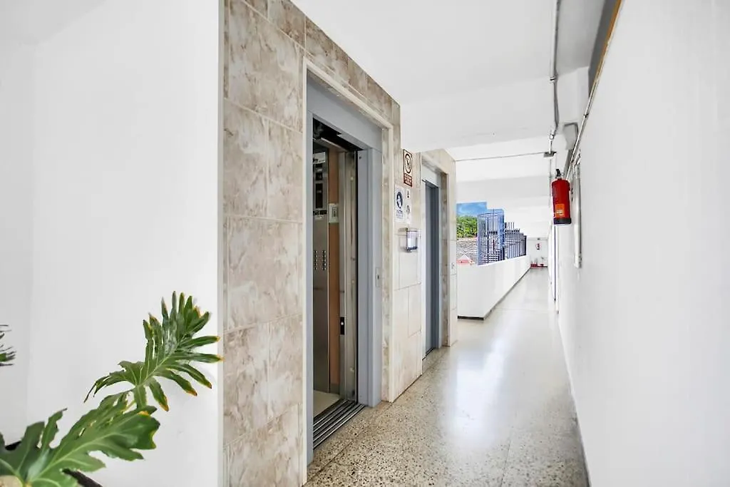 Alexander Apartment Playa De Las Americas  פלאייה דה לאס אמריקס